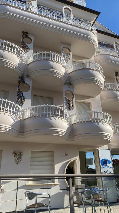 Residence Anchisemare Alba Adriatica Esterno foto