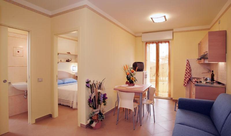 Residence Anchisemare Alba Adriatica Esterno foto